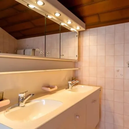 Alpenroesli Appartement-fewo Alpenroesli 10-bettwohnung Nr- 1 By Interhome Saas-Almagell
